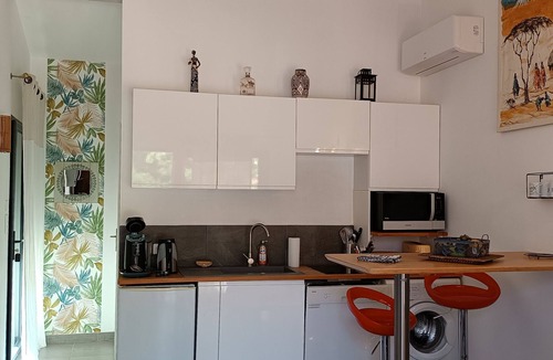 Nans-les-Pins Apartment | VAR Very nice studio at the foot of the Sainte Baume