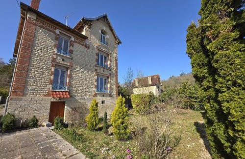 Tonnerre House | Vaucorbe - Bail Partner
