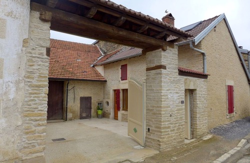 Bricon House | VAUTRY - Bricon - Gîte