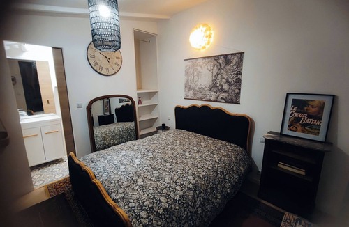 Savins Ski Chalet | Very cocoon garden hut - access to our magnificent Gîte. Near Provins