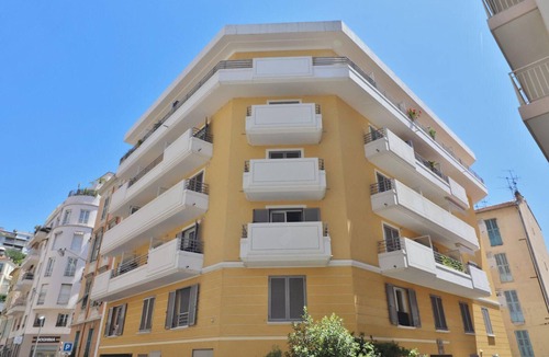 Riquier Apartment | Very nice 2p at the port of Nice with large terrace, bright and quiet, near sea