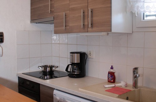 Gruissan House | Very nice vacation home, top location, only 50 m to the beach, close to the harbor. 6 persons