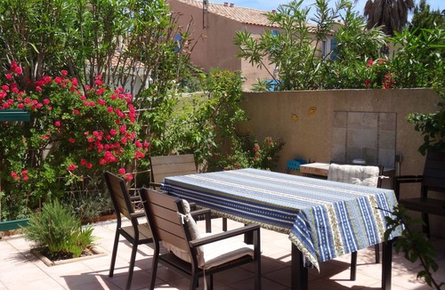 Gruissan House | Very nice vacation home, top location, only 50 m to the beach, close to the harbor. 6 persons