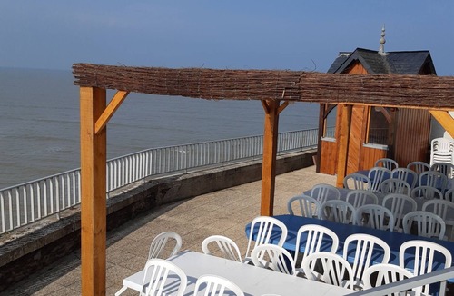 La Rogere Apartment | Very pretty 4/6-person apartment with direct beach access, 5-minute walk from the center