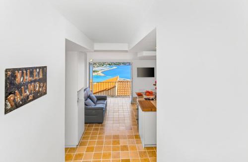 Old Town House | VIEUX CHATEAU III - Maison exceptionnelle Vue Mer Vieux Menton