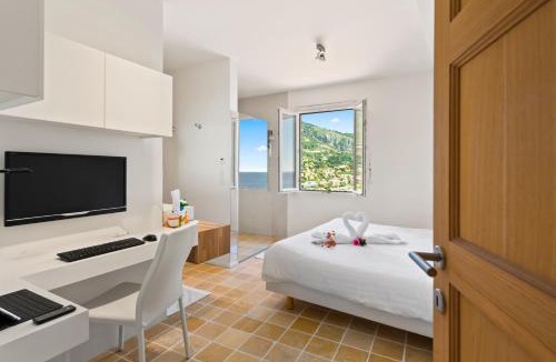 Old Town House | VIEUX CHATEAU III - Maison exceptionnelle Vue Mer Vieux Menton
