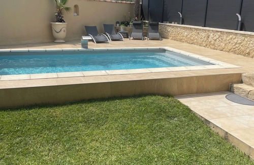 Beaucaire Villa | Villa 140 m2 With Swimming Pool sun