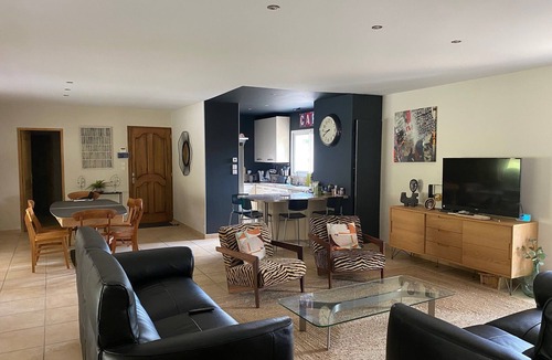 Les 3 Ponts Villa | VILLA 8 SLEEPING 175m2 HAB. + POOL + GARRIGUES LAND