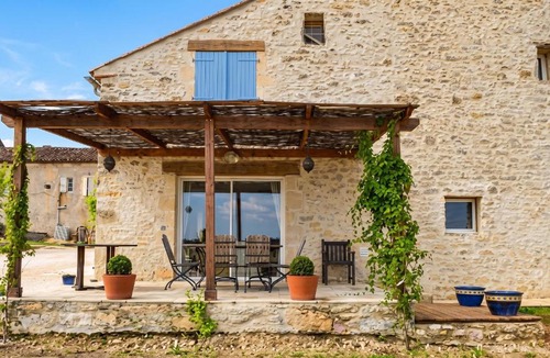 Saint-Vincent-Rive-d'Olt Villa | Villa accueillante à Saint-Vincent-Rive-d'Olt avec piscine privée