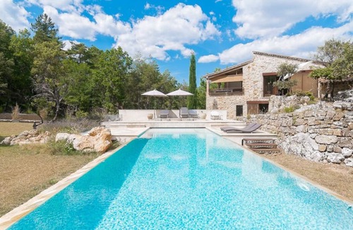 Ampus Villa | VIlla Alésia : Architect-designed property 230 m²/10 pers/heated private pool