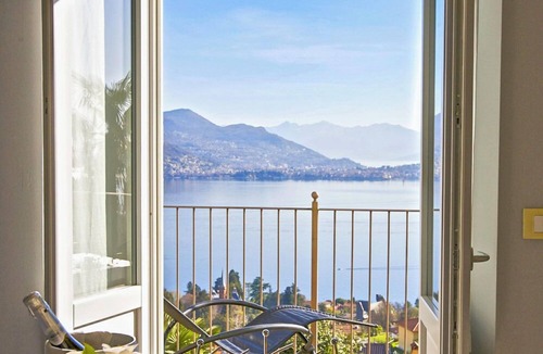 Carciano Apartment | Villa Anna, Borromean Islands, No. 09 by Lago Reisen