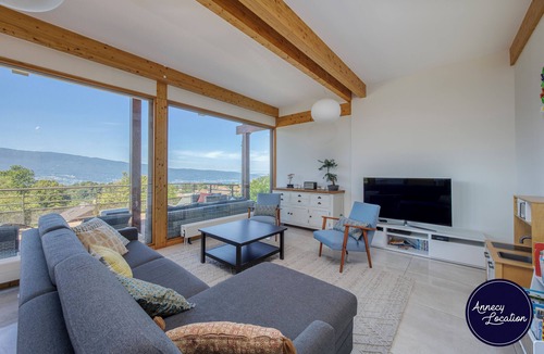 Rovagny House | Villa Astéria - Havre de Calme avec Vue Lac