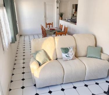 Meynes Villa | Villa charmante à Meynes avec piscine privée