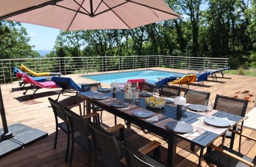 Mons Villa | Villa d'exception avec grande terrasse et piscine