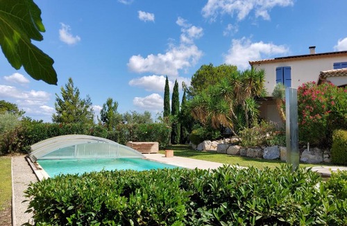 Beaucaire Villa | Villa de luxe Provence Les collines d'Ugernum piscine chauffée entre Arles Nîmes Avignon
