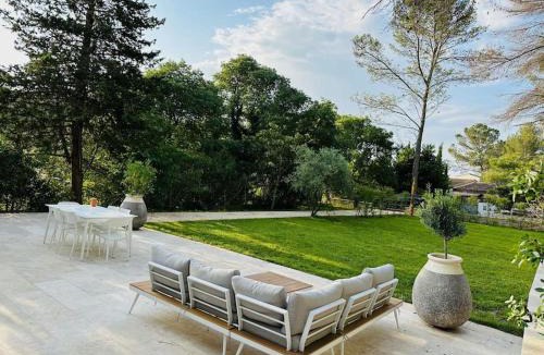 Les 3 Ponts Villa | Villa des 3 Ponts, Piscine au calme