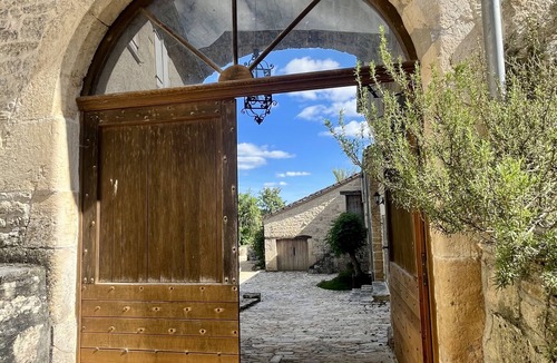 Pontcirq Villa | Villa du Clocher – Comfort, a pool, and the charm of the