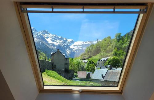 Gavarnie-Gedre Villa | Villa Gavarnie - 4 suites privatives - Vue Cirque