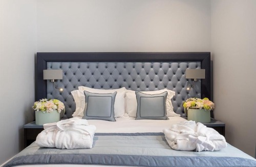 Menton Hotel | Villa Genesis