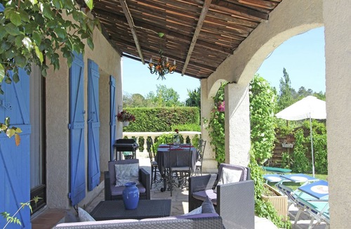 Bagnols-en-Foret House | Villa in Bagnols with Pool & Near Nature Parks