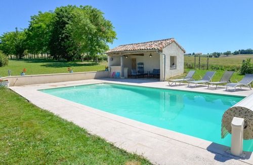 Moncrabeau Villa | Villa Juno - Four Bedroom Villa, Sleeps 8