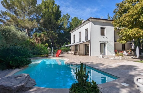 Cadereau House | Villa Jupiter Nîmes Romaine