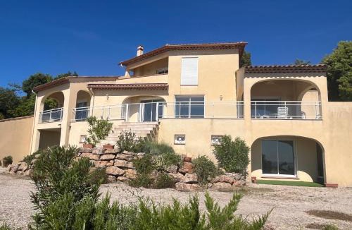 Les Adrets-de-l'Esterel Apartment | Villa kinza - Spa privé - Vue mer - Escapade Romantique - Lac saint cassien 5 min - Mandelieu 10 min