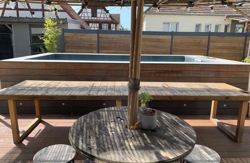 Sermersheim Villa | Villa la Dolce vita near europapark with swimming pool and games room