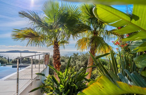 Carqueiranne Villa | Villa Lemonlili vue mer Piscine Chauffée à Débordement
