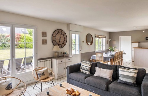 Saint-Cast-le-Guildo House | Villa Les Ebihens - private indoor pool 14 people