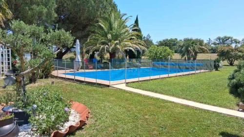Claracq House | Villa Les Palmiers, à la campagne au calme