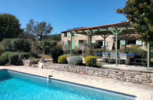 Mons Villa | Villa 'Lou Peiraverde' with Private Pool, Private Terrace and Wi-Fi