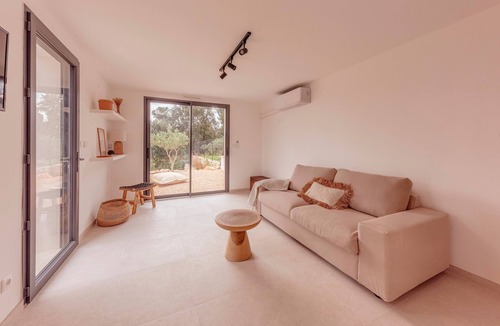 Montfort-sur-Argens Villa | Villa Loura - Villa contemporaine avec piscine