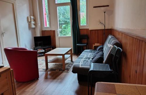 Ax-les-Thermes Apartment | Villa Marguerite T3 avec garage et jardin privé