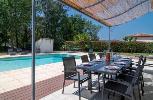 Bagnols-en-Foret House | Villa Matisse by Interhome