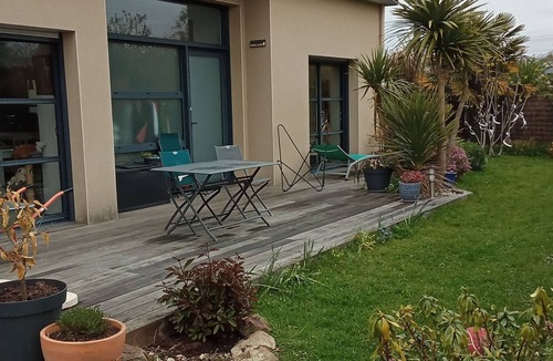 La Richardais House | Villa near Dinard with garden Two terraces, one facing south