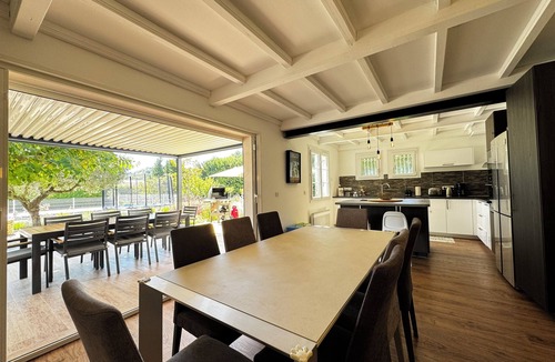 Rochefort-du-Gard House | Villa Rochevida - Swimming pool - Air conditioning - BBQ - Petanque