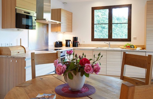 Uzes Villa | Villa Rose - A spacious luxury villa, private pool & garden,10 min walk to Uzes