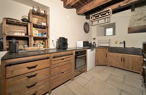 Saint-Lary-Soulan House | Villa 'Toulal'ô' with Mountain View, Private Garden and Wi-Fi