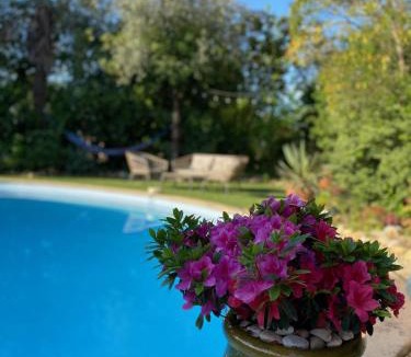 Villeneuve-les-Bouloc Bed & Breakfast | Villa Verano - chambre double indépendante avec salle de bain et WC