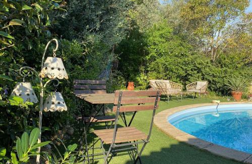 Villeneuve-les-Bouloc Bed & Breakfast | Villa Verano - chambre double indépendante avec salle de bain et WC