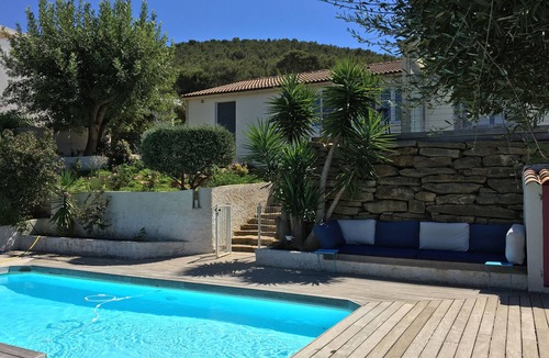 Saint-Cyr-sur-Mer House | Villa, with swimming pool not overlooked, beach 10min walk, close to activities