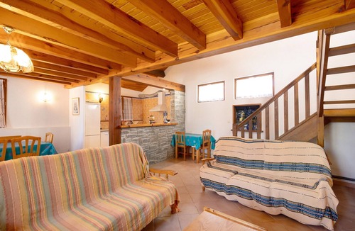 Fontrabiouse House | Village House Le Galbe - 3 Bedrooms with Garden & Garage, Ideal for Family Holidays