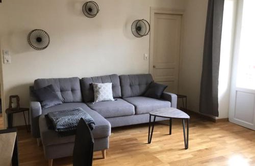 Vittel Apartment | Vittel, Appt 55 m2, en face du parc Thermal