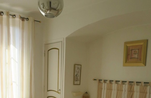 La Mole House | Warm, Cosy Home In Lovely Village Of Provence