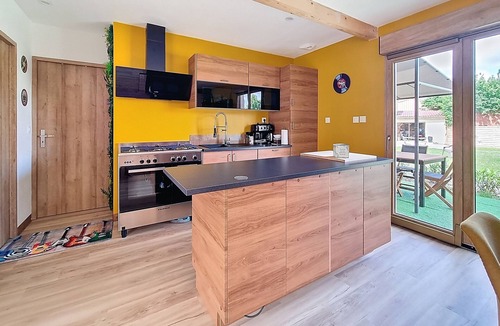 Joncreuil House | Water rail. In the countryside between Lac du Der and the lakes and forests of the Orient