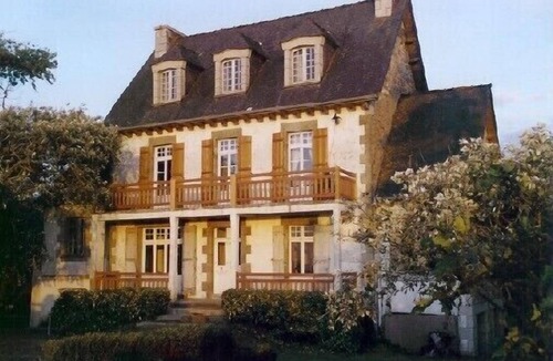 Lancieux Villa | Waterfront house near Dinard
