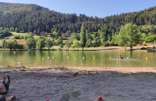 Roquefeuil Cottage | Welcome to Léontine 5 minutes from Lake Belcaire with its many activities