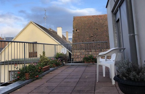 Beblenheim Apartment | Welcome to the small winemaker Domaine Bott-Geyl
