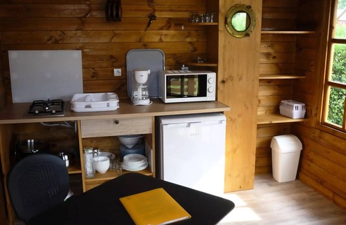 Perros-Guirec Ski Chalet | West Camping - Pod 3 Rooms 2/4 people Without sanitary facilities